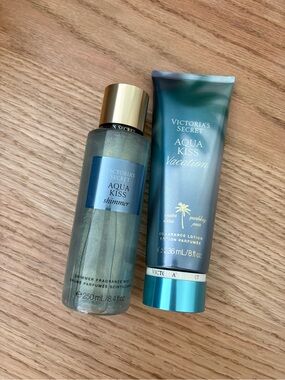 Victoria's Secret Aqua Kiss Shimmer Mist & Lotion - Teal Blue